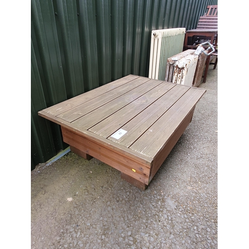 705 - A Garden Table