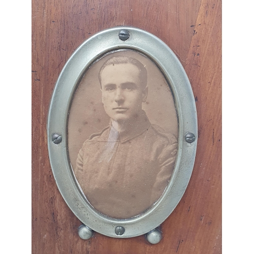 1049 - A Mantle Clock and pair of Photograph Frames made from the boss and tips of a B.E.2C Propeller stamp... 