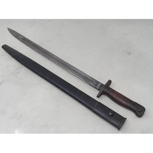 1077 - An Australian 1907 Pattern Bayonet by Lithgow, stamped '42' and '4400', in steel scabbard