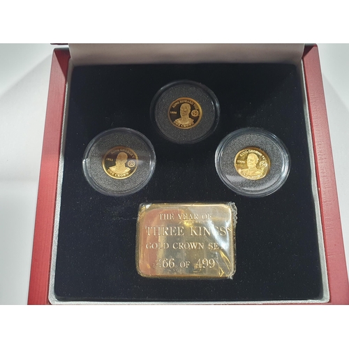 307 - A London Mint, Year of the Three Kings 1936 (issued 2010) three gold Coin Set (Tristan Da Cunha), in... 