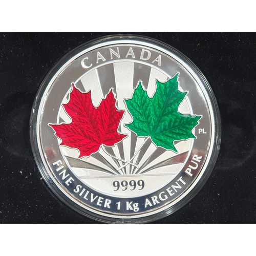 335 - A Canada 2014 fine silver 1kg $250 Coin, in fitted case, with COA (mintage 600)