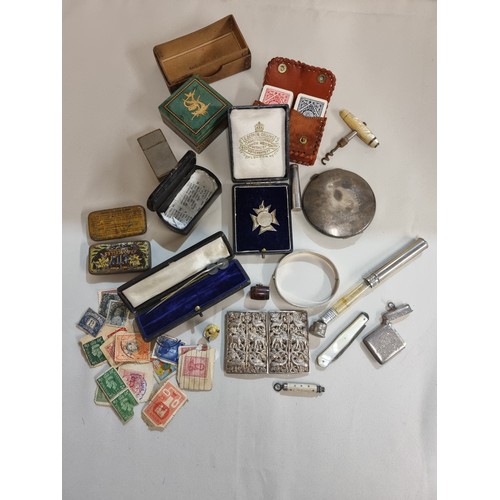 290 - A small collection of Collectables including; silver Vesta Case, Compact, mother of pearl Fruit Knif... 