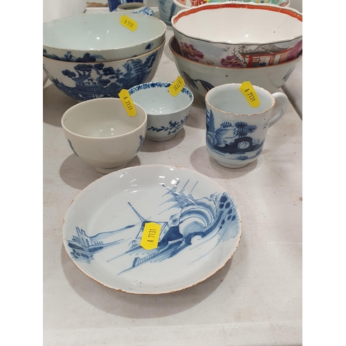 318 - A selection of Chinese ceramics including blue and white Bowls, a Ginger Jar, a famille rose Bowl, a... 