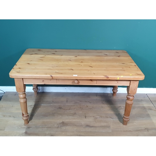 516 - A modern pine Farmhouse Table on turned supports 5ft L x 2ft 7in H (R6)