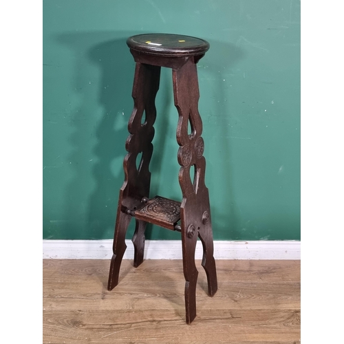 522 - A carved oak Plant Stand with pierced and shaped side supports 3ft 8in H x 11in D (R6)