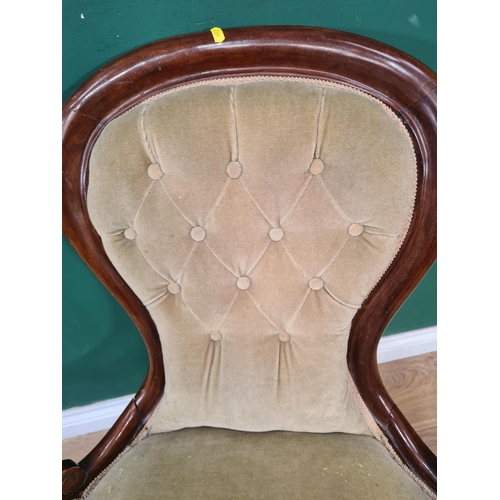 722 - A Victorian mahogany spoon back Nursing Chair (R10)