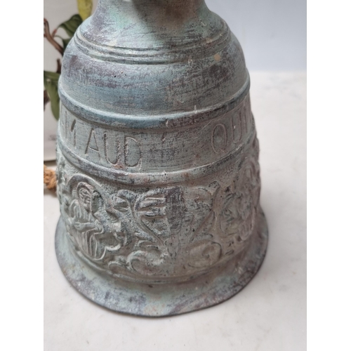 846 - Two Bells and a Portmerion Planter (R10)