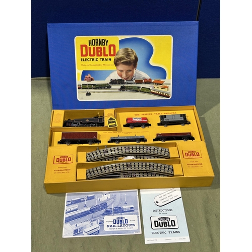 1020 - A boxed Hornby Dublo EDG19 2-6-4 Goods Set, superb condition throughout in as new condition with no ... 