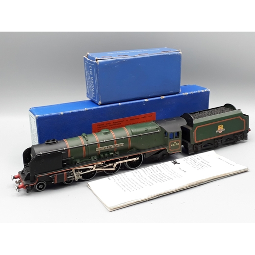 1022 - A boxed Hornby Dublo EDL12 matt 'Duchess of Montrose' Locomotive, Nr M a few very small marks, tende... 