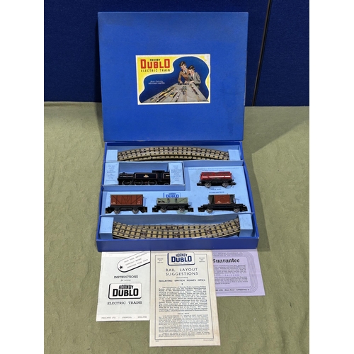 1024 - A boxed Hornby Dublo EDG17 0-6-2T Goods Set with gloss locomotive, contents unused in mint condition... 