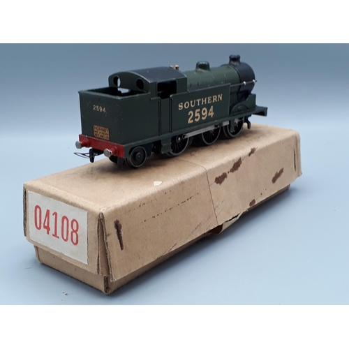 1046 - A pre-war Hornby Dublo factory repair EDL7 SR 0-6-2T, Nr M shows signs of handling, armature looks n... 