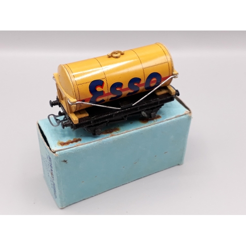 1048 - A boxed pre-war Hornby Dublo D1 buff 'Esso' Tanker, superb example with no fatigue to wheels or chas... 