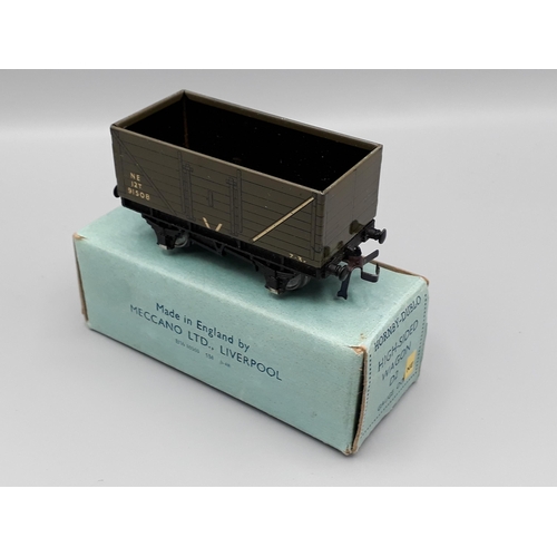 1060 - A boxed Hornby Dublo D2 LNER High-sided Wagon, M, superb box, no rusting to staples, 3/48 complete w... 