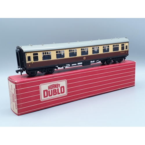 1066 - Six boxed Hornby Dublo WR Coaches including 2x 4050 1/2nd, 4051 Brake/2nd, 2x 4060 1st Class and 406... 