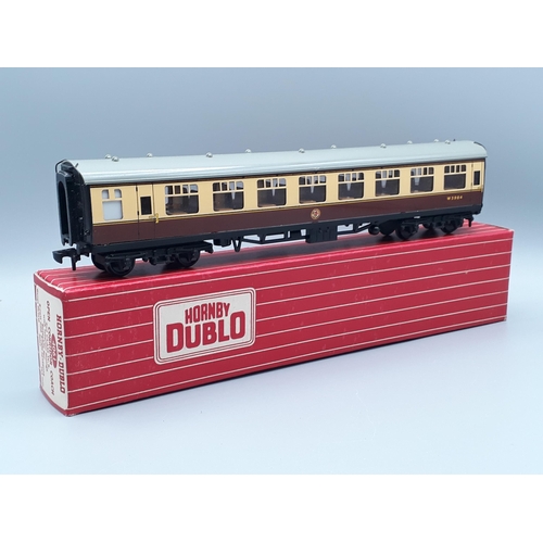 1066 - Six boxed Hornby Dublo WR Coaches including 2x 4050 1/2nd, 4051 Brake/2nd, 2x 4060 1st Class and 406... 