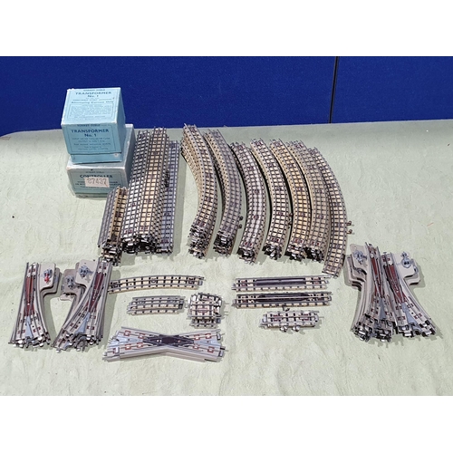 1160 - Over 100 pieces of Hornby Dublo unboxed 3 rail Track, a Transformer and Controller, VG-Ex