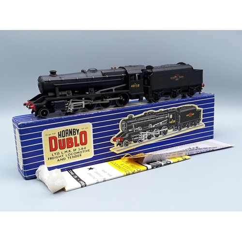 1186 - A boxed Hornby Dublo LT25 8F 2-8-0 Locomotive in striped box. The locomotive appears unused with no ... 