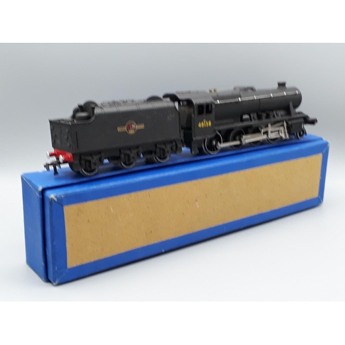 1187 - A boxed Hornby Dublo LT25 8F 2-8-0 Locomotive in scarcer plain blue box. Locomotive Nr M-M, box Ex-N... 