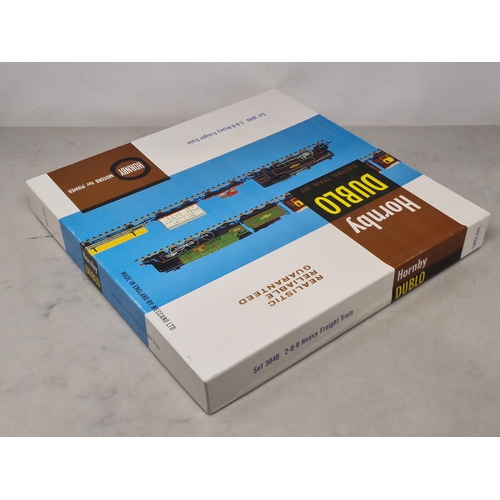 1193 - A Hornby Dublo 'Never Was' 3040 2-8-0 Heavy Freight Set by Tony & Darren Cooper. Contents unused and... 