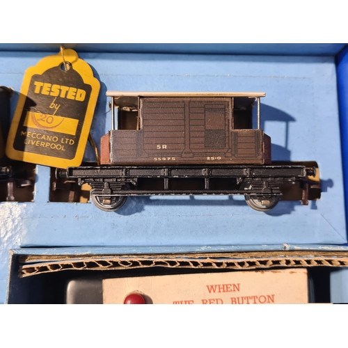 1208 - A boxed Hornby Dublo EDG7 S.R. 0-6-2T Goods Set, Nr M-M, showing little signs of use. Box base Ex wi... 