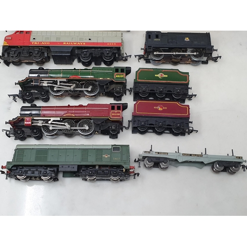 1218 - An unboxed Hornby Dublo 2230 Bo-Bo diesel Locomotive, an unboxed Triang 'The Princess Royal', an unb... 