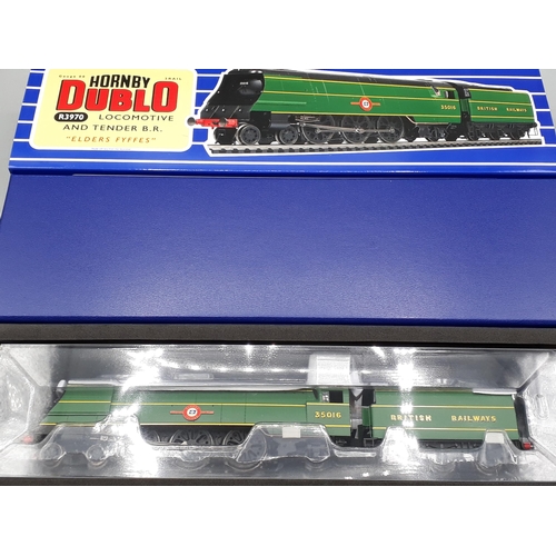 1230 - A boxed Hornby Dublo 'Never Was' R3970 'Elders Fyffes' Merchant Navy Class Locomotive in S.R. green ... 