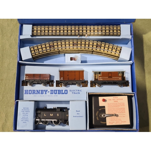 1239 - A boxed Hornby Dublo EDG7 LMS Tank Goods Set, contents Nr M-M, box Ex plus-M