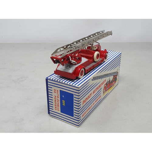 1481 - A boxed French Dinky Supertoys No.899 Fire Engine, Mo, box superb with base car, ladder packing and ... 