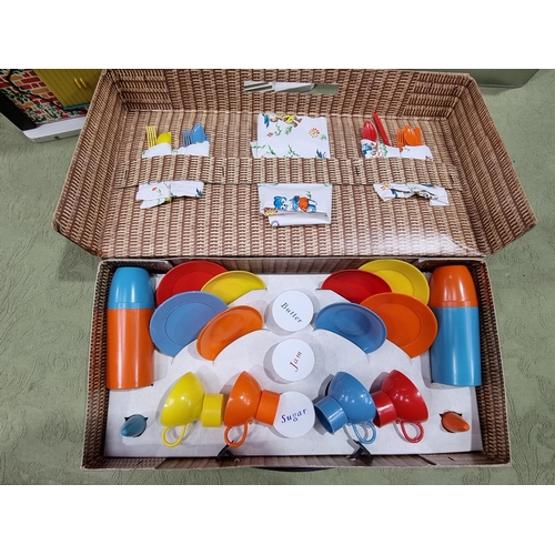 509 - A wooden Doll's House, a quantity of Doll's House Furniture and a child's Picnic Set (R2)