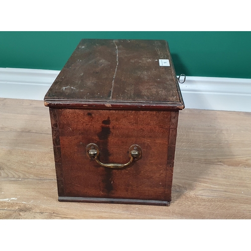 16 - An antique oak Box fitted single drawer to base 1ft 5in W x 9in H (R2)