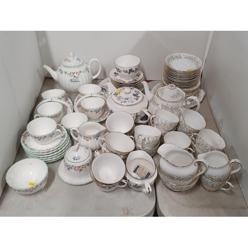 338 - A selection of various teaware including Roslyn fine bone china, Royal Worcester 'June Garland', Roy... 