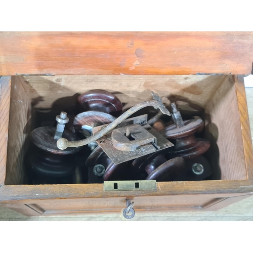 492 - An oak Offertory Box containing a selection of wooden knobs, 10in W, a Victorian walnut and parquetr... 