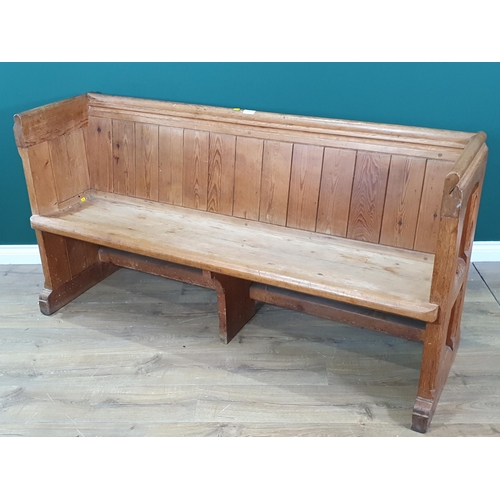 652 - An antique pine Church Pew 5ft 4in W x 2ft 10in H (R8)