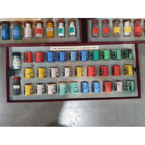 663 - A Lott's Chemist's Student No.9 Set (R8)