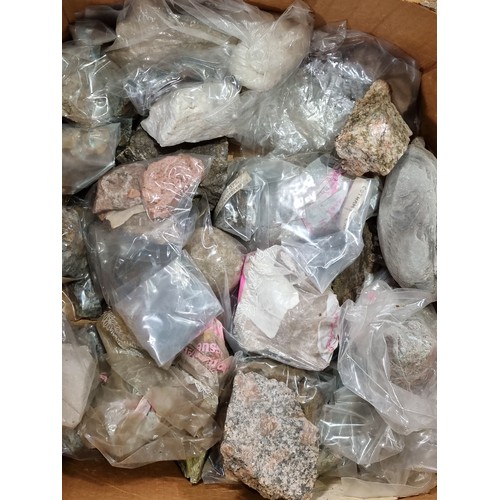 135 - A box of mineral Specimens (R6)