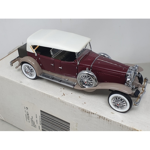 1654 - A boxed Franklin Mint 1930 Duesdenberg Derham Tourster