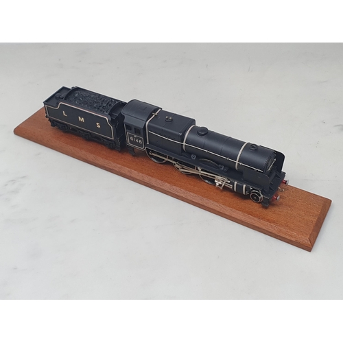 1039 - A boxed Wrenn W2403 Limited Edition 'Rifle Brigade' Locomotive, M, box Ex plus, slight scuffing to e... 