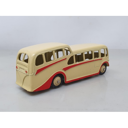 1052 - A Dinky Toys 29F cream Observation Coach with cream hubs, M, ideal for the layout