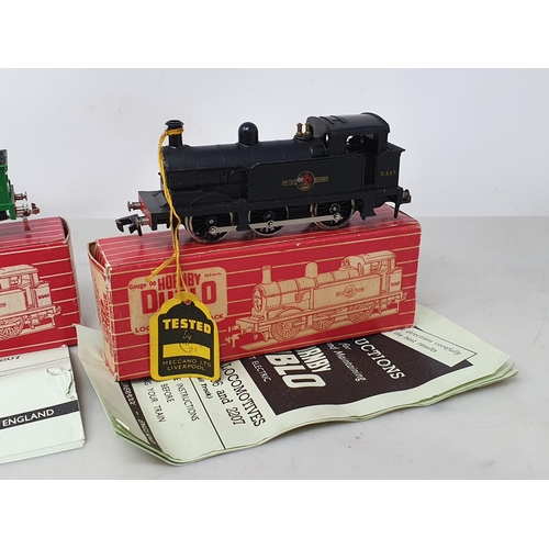 1056 - A boxed Hornby Dublo 2206 0-6-0T in black livery and a boxed 2207 0-6-0T in green livery, both with ... 