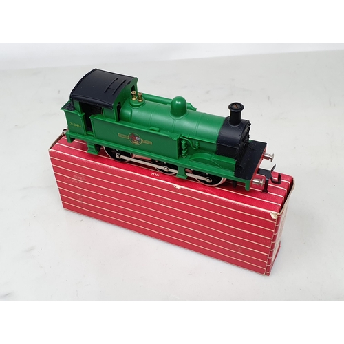 1056 - A boxed Hornby Dublo 2206 0-6-0T in black livery and a boxed 2207 0-6-0T in green livery, both with ... 