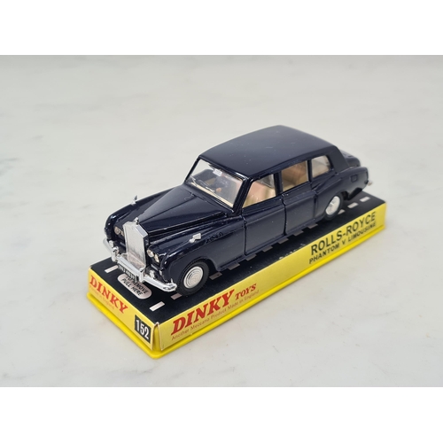 1367 - A boxed Dinky Toys No.152 Rolls-Royce Phantom V Limousine, Nr M, box Ex plus