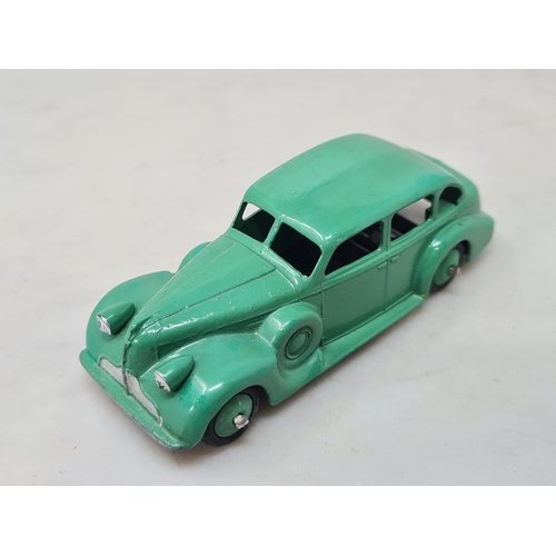 1384 - A Dinky Toys 39d green Buick Victory with green hubs, Nr M-M