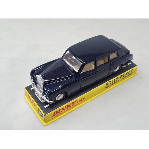 1446 - A plastic boxed Dinky Toys No.152 black Rolls-Royce Phantom V Limousine, Nr M, box Nr perfect