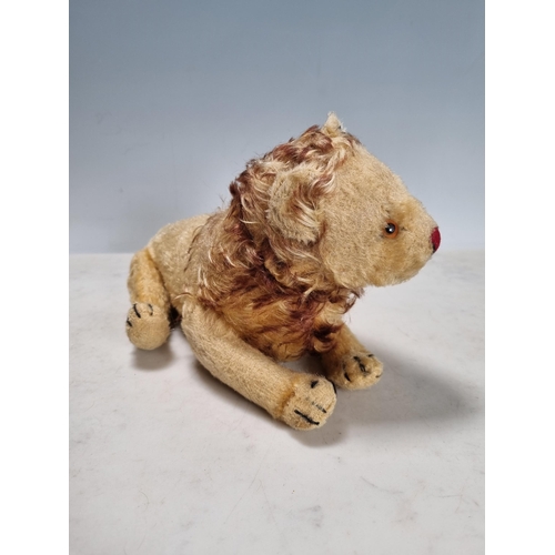 689 - A Steiff Papa Lion 1ft L, a Steiff Lioness 8.5