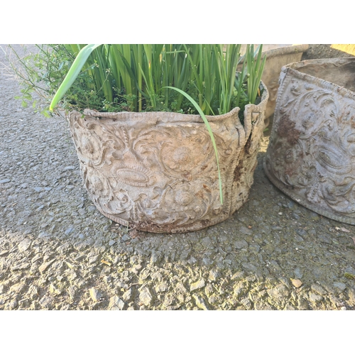 738 - An iron Kettle Stand, 16in, and four small lead Planters, one A/F