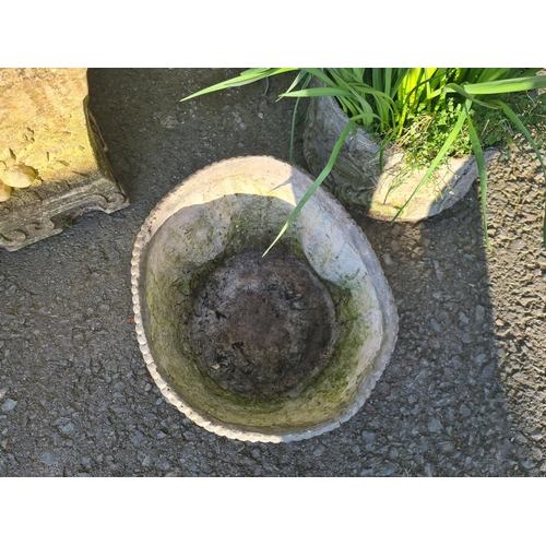 738 - An iron Kettle Stand, 16in, and four small lead Planters, one A/F