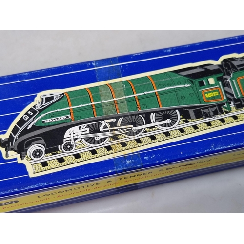 1016 - A boxed Hornby Dublo 3211 nickel silver 'Mallard', superb example in mint condition showing no signs... 