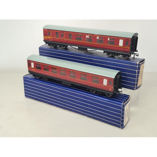 1019 - Two boxed Hornby Dublo D22 BR Corridor Coaches including 1/2nd Class and Brake/2nd both with metal w... 