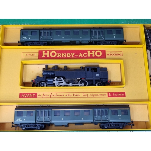 1022 - A boxed Hornby Acho 2-6-2T Passenger Set with black locomotive, M, showing no signs of use. Complete... 