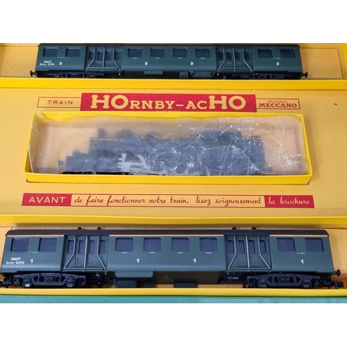 1022 - A boxed Hornby Acho 2-6-2T Passenger Set with black locomotive, M, showing no signs of use. Complete... 